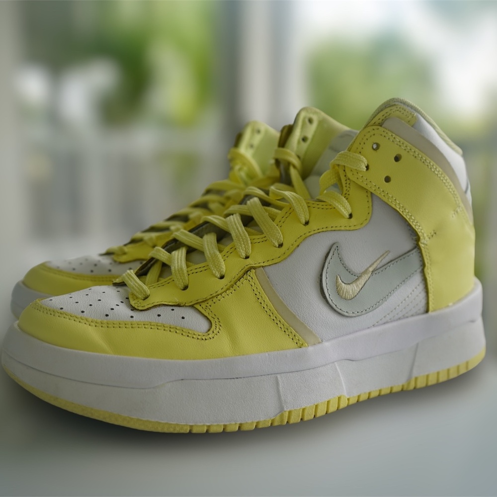 Nike Dunk Up High White Citron Tint Women DH3718 105 - Size 8.5